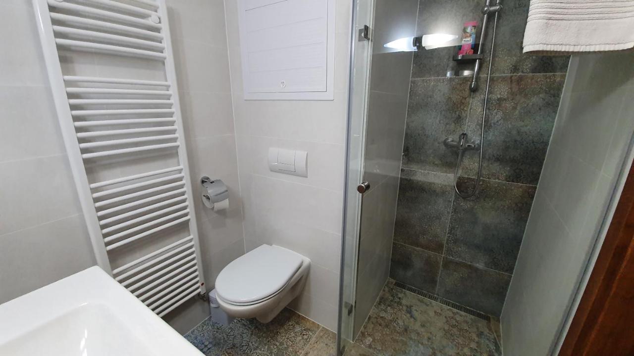Rodinny Privatny Apartman A309 V Uplnom Centre Stareho Smokovca - Ticha Izba S Parkovanim Vysoké Tatry Kültér fotó